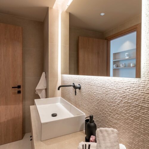 Acropolis Collection New